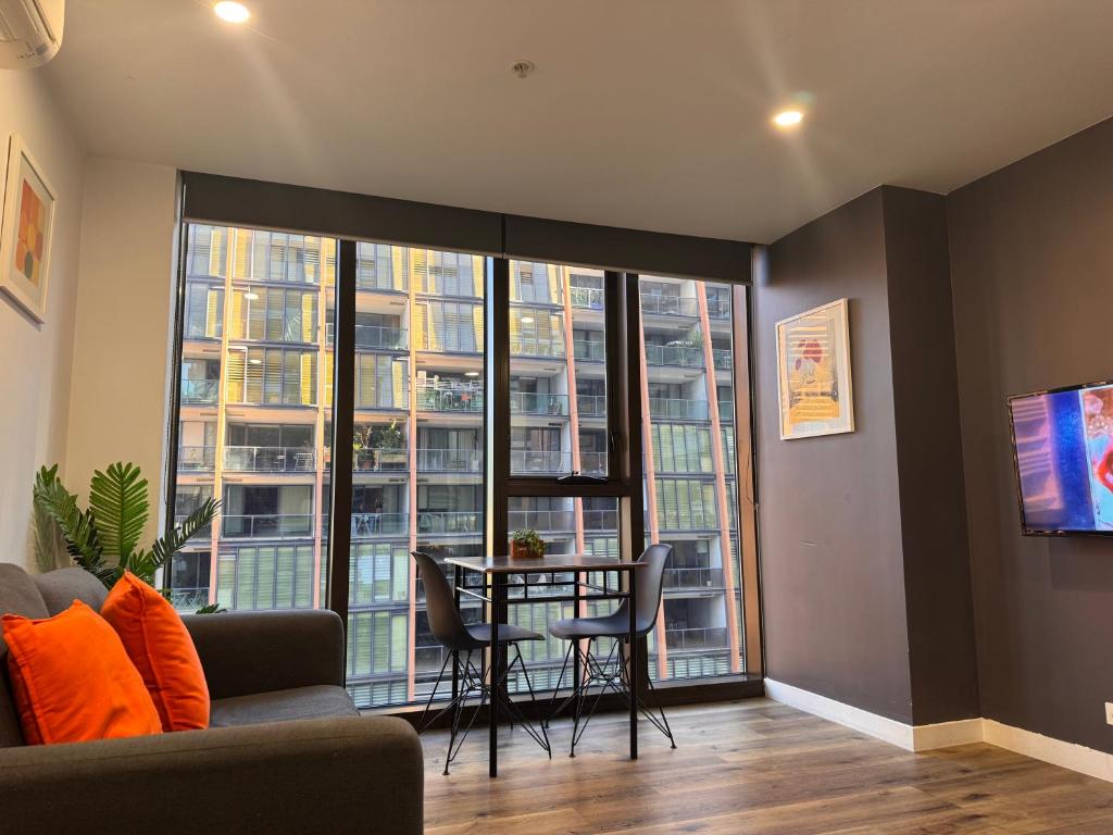 
One-Bedroom Budget Apartment
