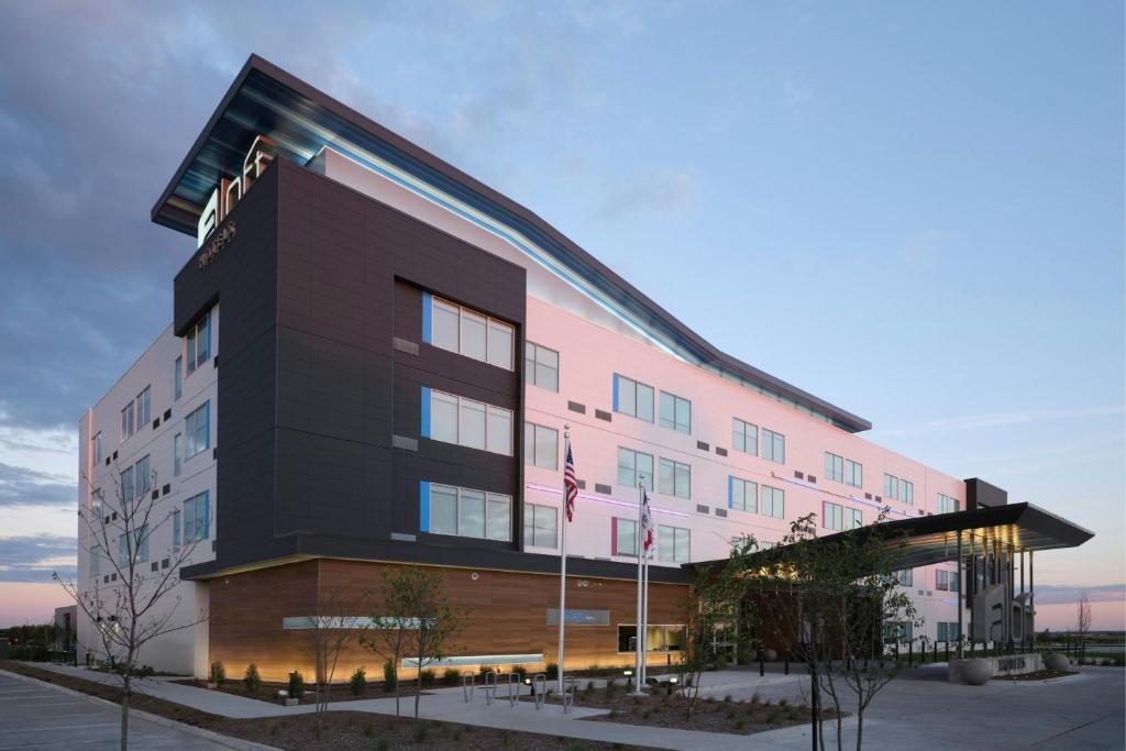 Aloft by Marriott Waukee photo