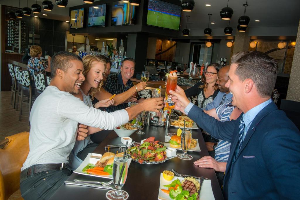 Hotel Clique Calgary Airport - Resim 20