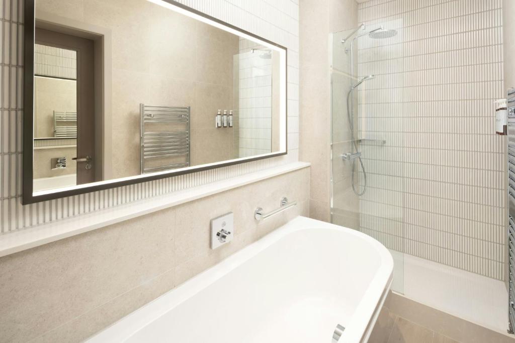 AC Hotel by Marriott Glasgow - Resim 26