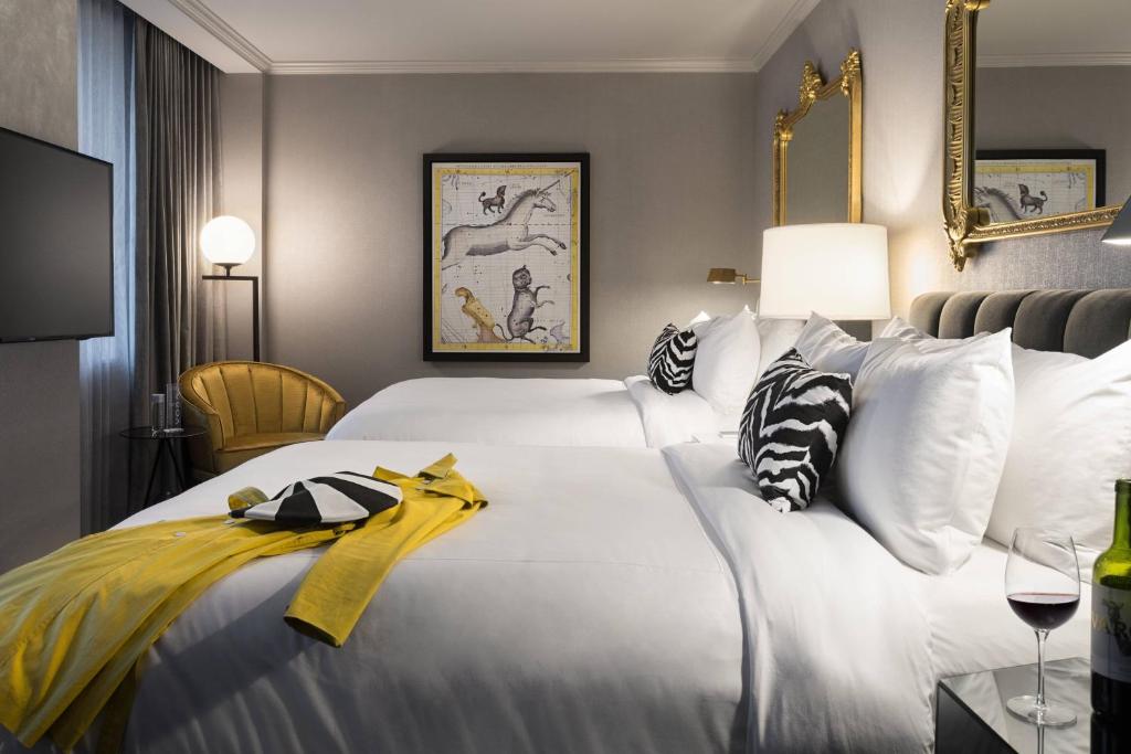 Hotel LeVeque, Autograph Collection - 