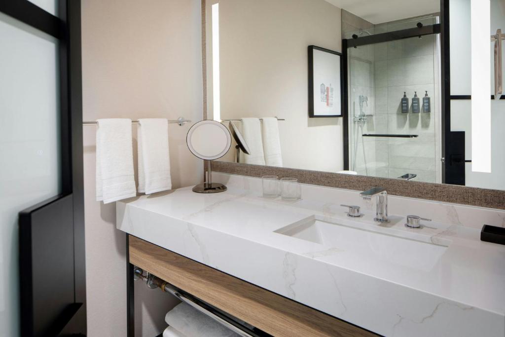 Sheraton Fort Worth Downtown Hotel - Chambre Royale Avec Vue Sur La Ville