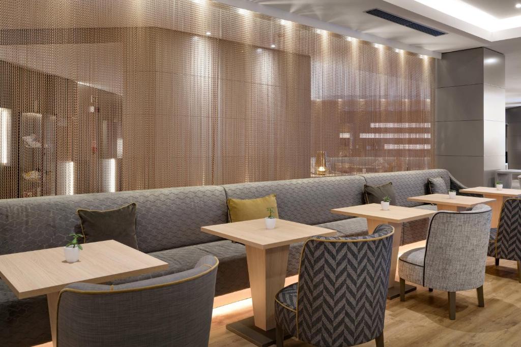 AC Hotel Genova by Marriott - Resim 37