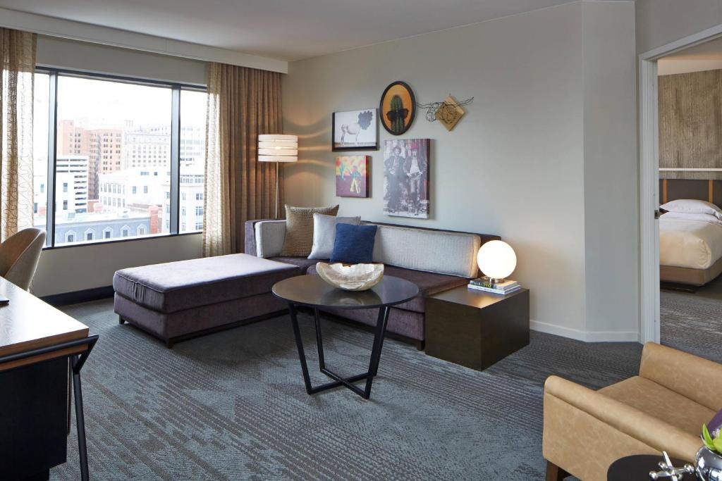 The Worthington Renaissance Fort Worth Hotel photo