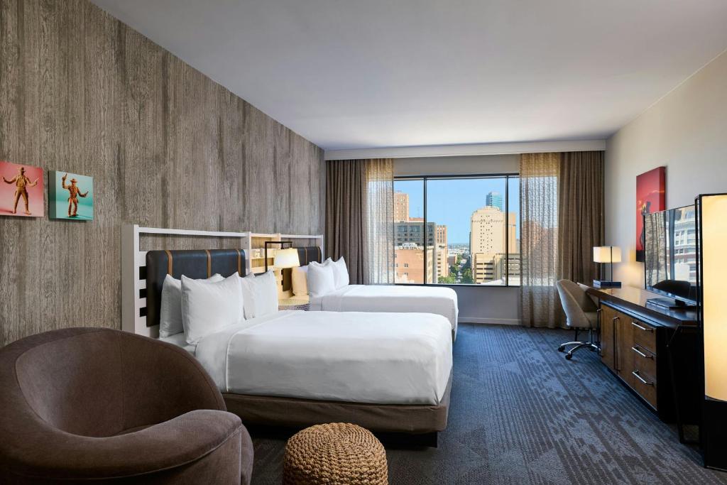 The Worthington Renaissance Fort Worth Hotel - 