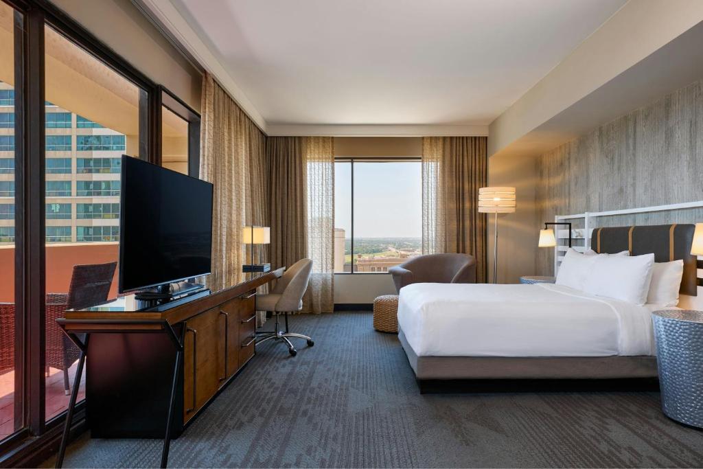 The Worthington Renaissance Fort Worth Hotel - 