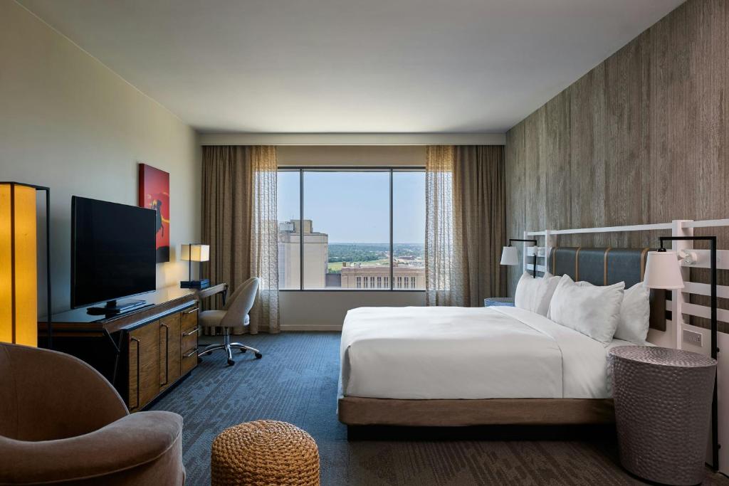 The Worthington Renaissance Fort Worth Hotel - 