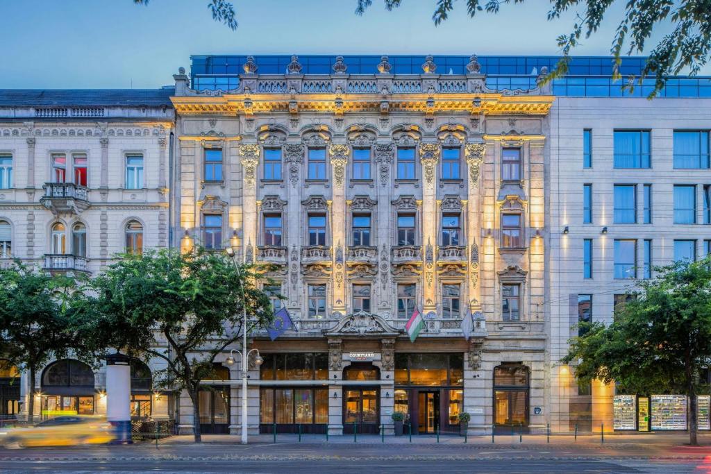 Courtyard by Marriott Budapest City Center - Resim 6