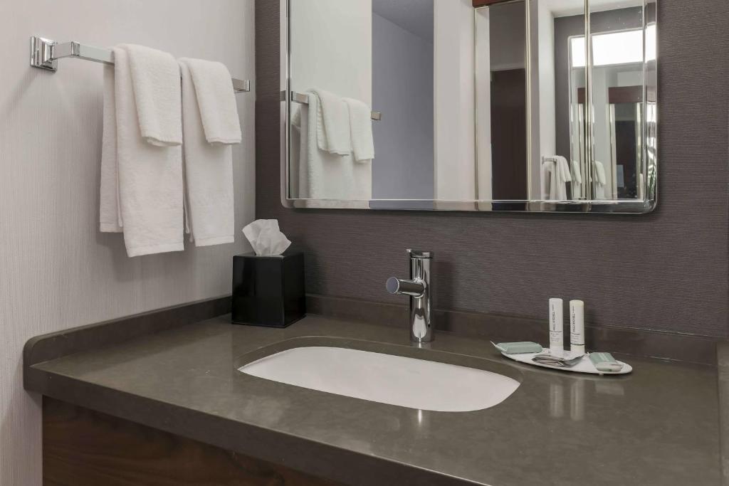 Courtyard by Marriott Denver Golden/Red Rocks photo