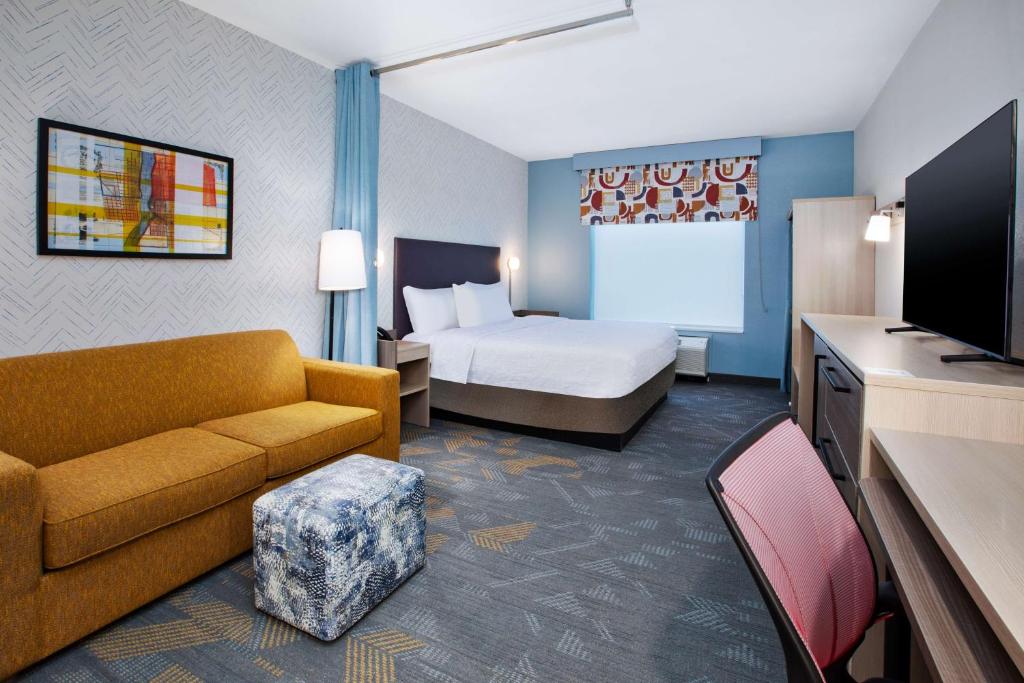 Home2 Suites By Hilton Grand Rapids Northeast photo