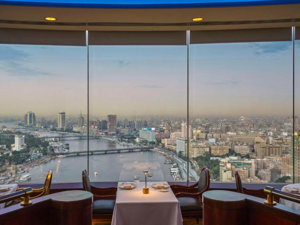 Vista generica su Il Cairo o vista sulla città dall'interno dell'hotel