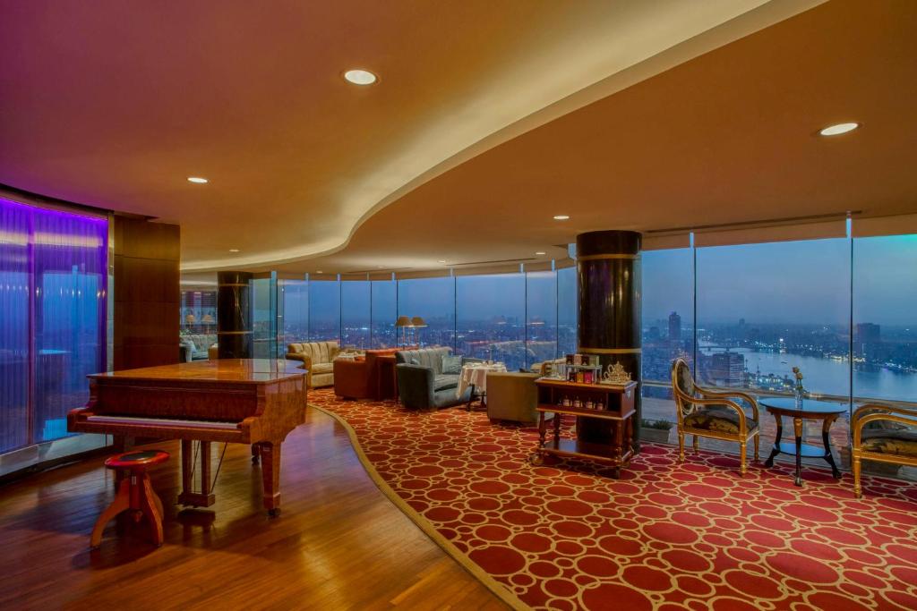 Area soggiorno di Hilton Cairo Grand Nile