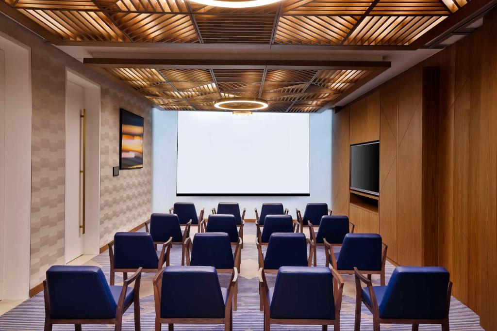 Tumbi Hotel Dubai The Palm,Tapestry Collection Hilton - Resim 41