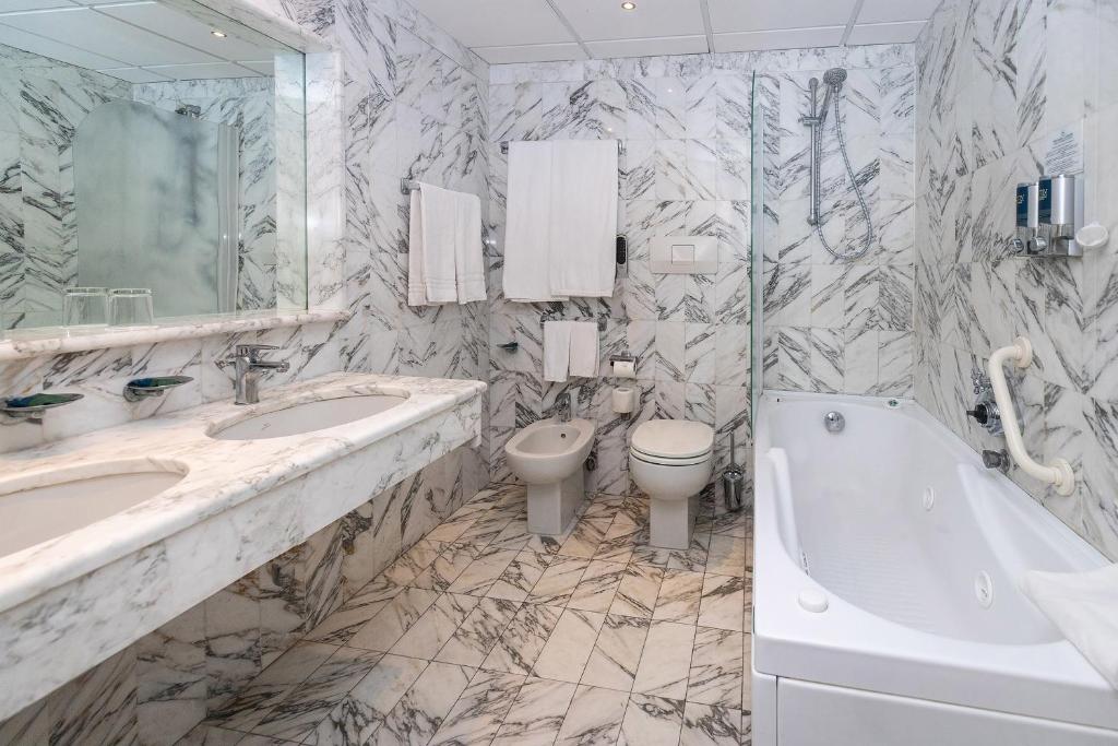 Four Points by Sheraton Catania Hotel - Resim 33