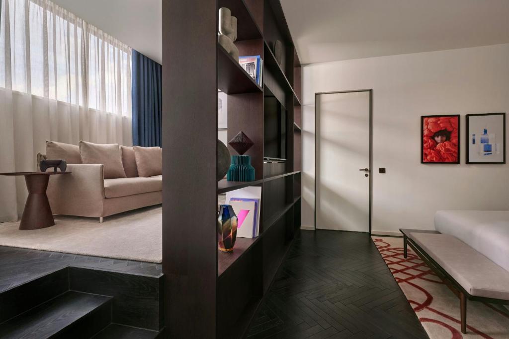 Dorothea Hotel, Budapest, Autograph Collection - Resim 38