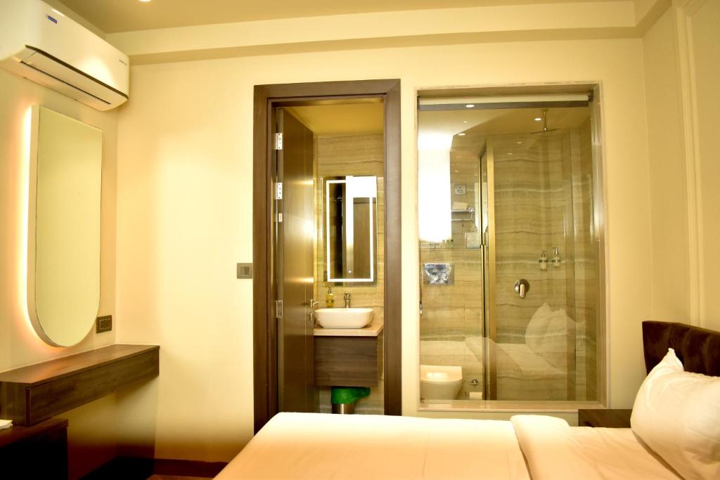 Koupelna v ubytování Hotel Cullinan By Qotel Janakpuri