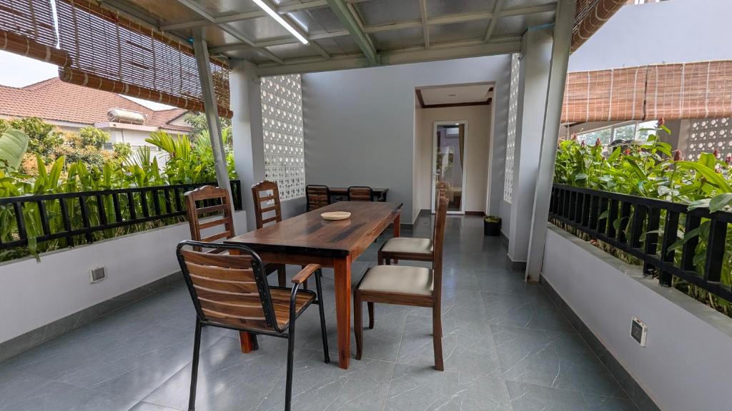 Balkón nebo terasa v ubytování VILLA Siem Reap - eco & local
