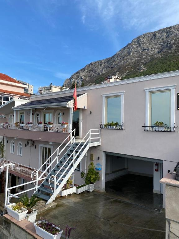 Nespecifikovaný výhled na hory nebo výhled na hory při pohledu z bed and breakfast