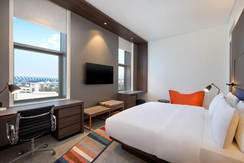 Aloft Dubai Airport - Resim 28