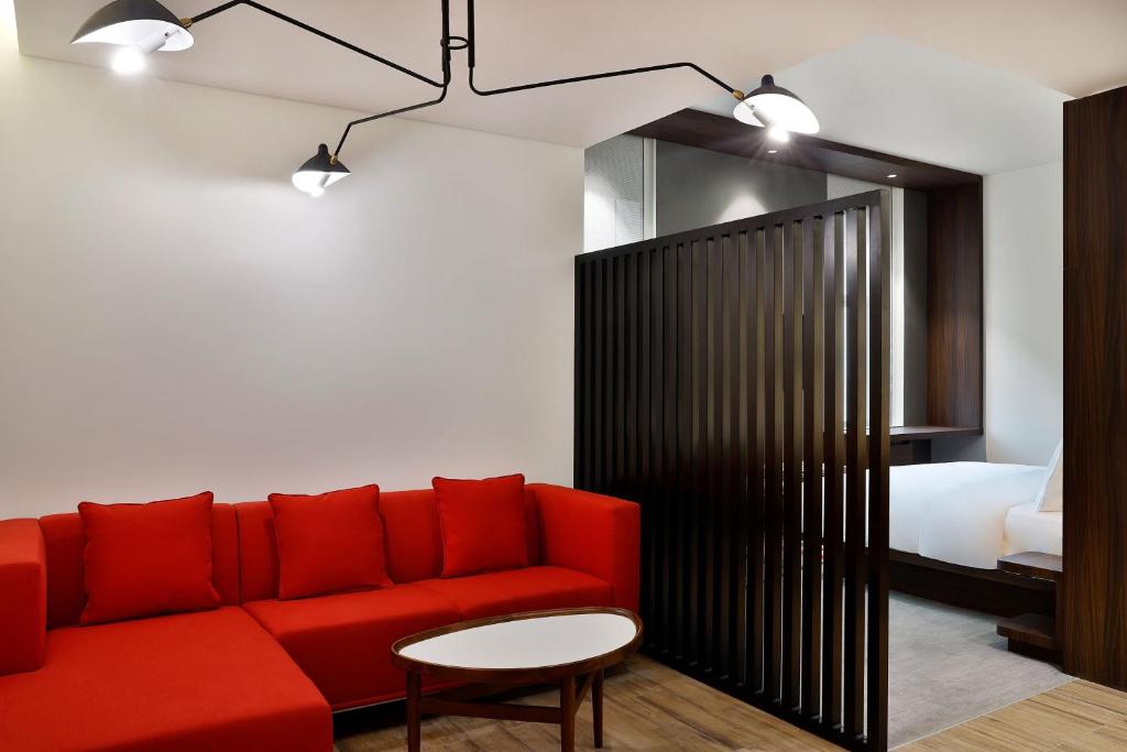 Aloft Dubai Airport - Resim 21