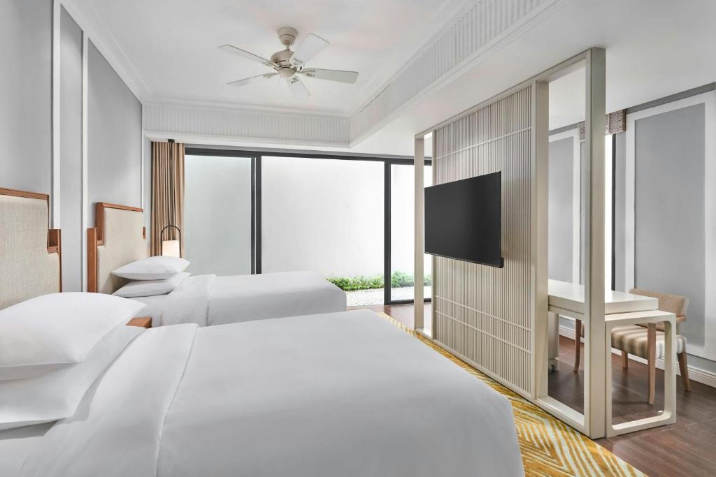 Biệt Thự 4 Phòng Ngủ Có Hồ Bơi Riêng Và Tầm Nhìn Ra Biển