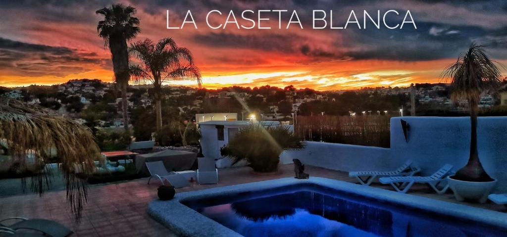 The sunrise or sunset as seen from A villát or nearby