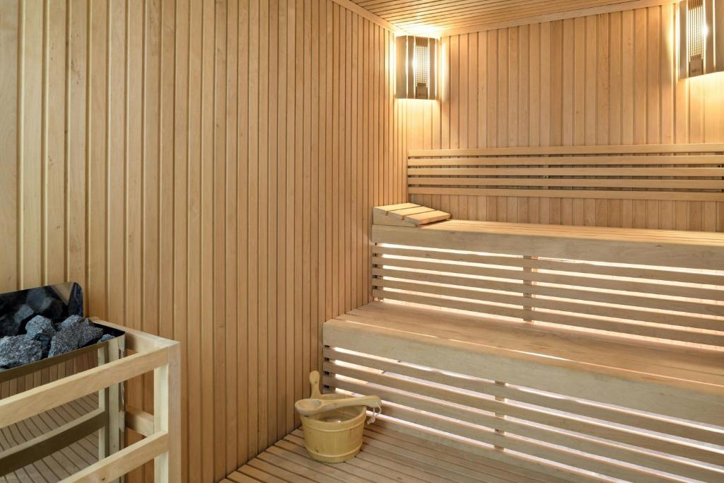 Courtyard by Marriott World Trade Centre, Dubai - Resim 43