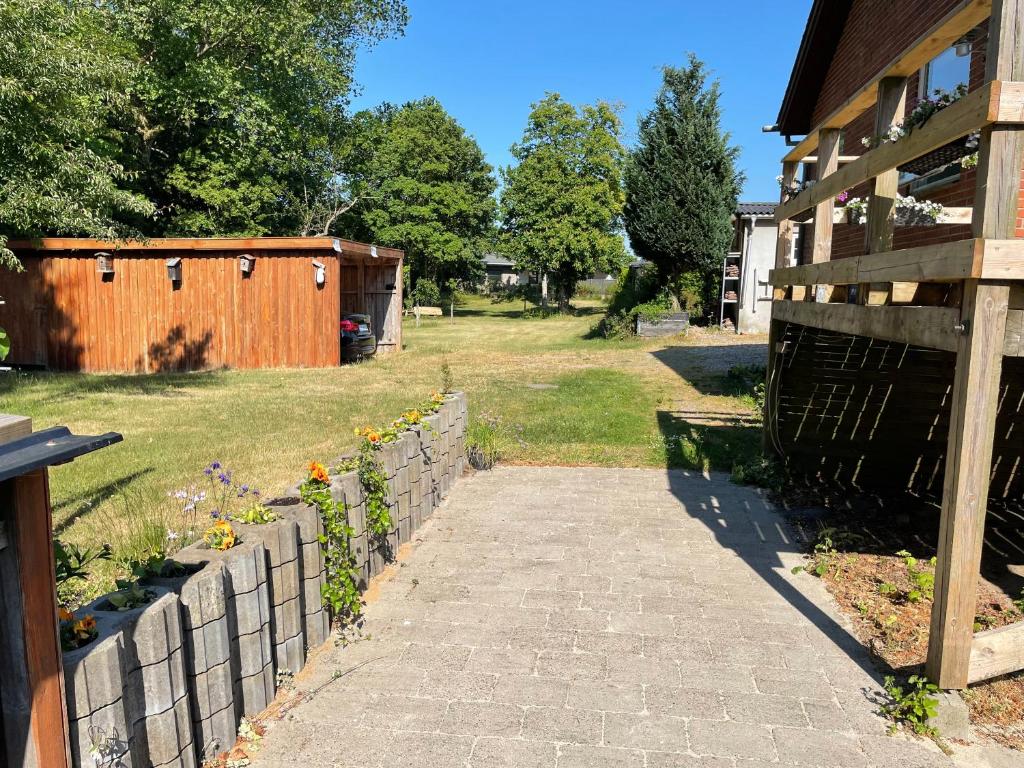 Zahrada ubytování Stay in Brøns