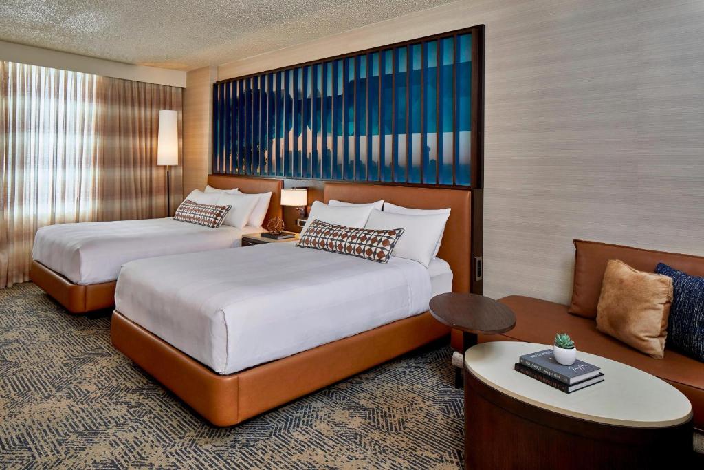 Renaissance Dallas Hotel photo