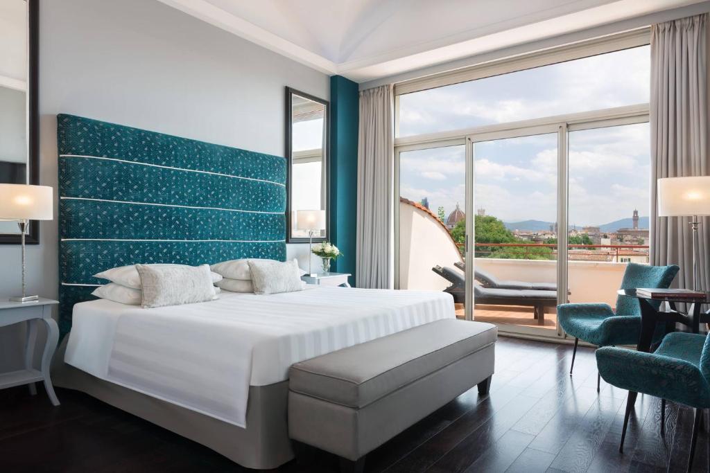 Sina Villa Medici, Autograph Collection - Resim 37