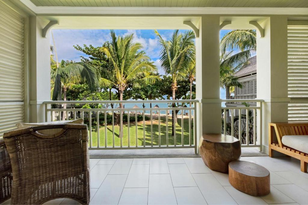 Balkón nebo terasa v ubytování The St. Regis Le Morne Resort, Mauritius