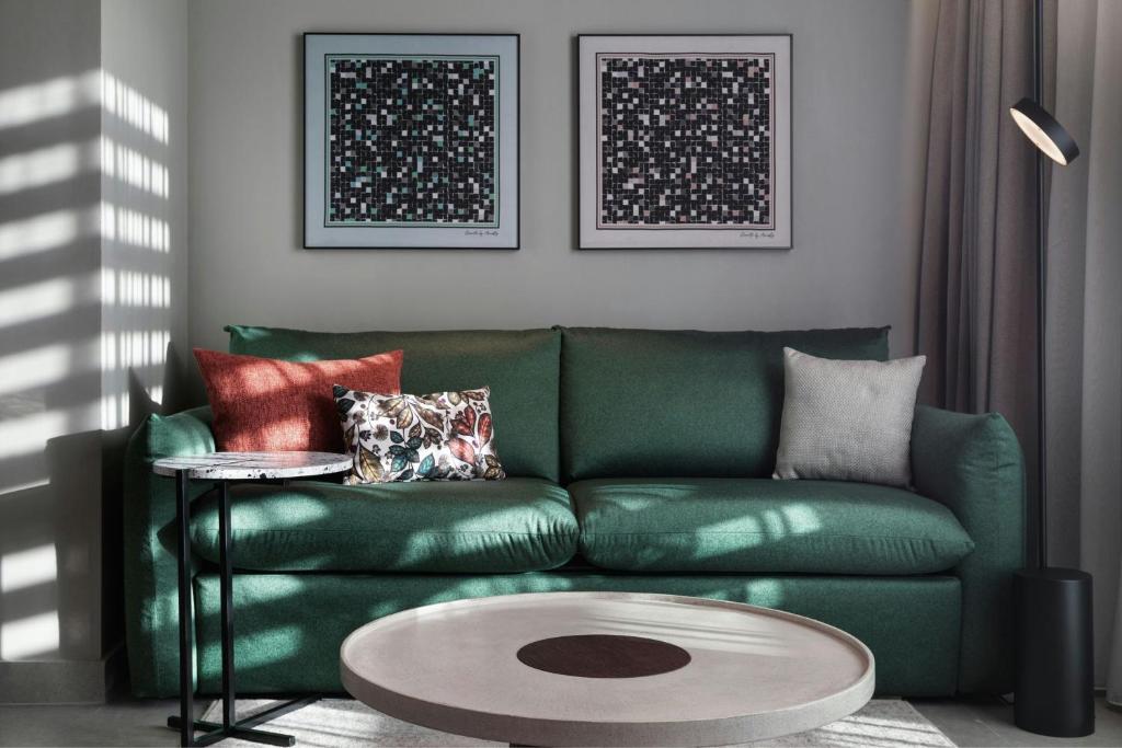 MonAsty, Thessaloniki, Autograph Collection - Resim 14