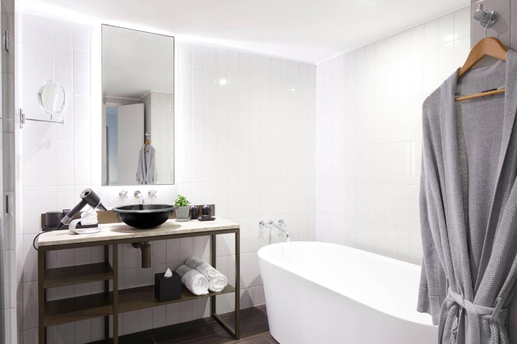 Pier One Sydney Harbour, Autograph Collection - Resim 36