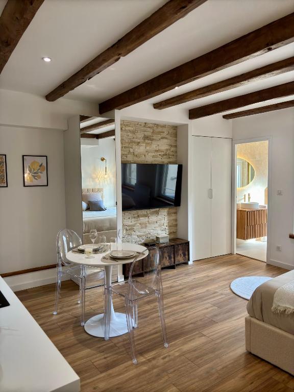 TV a/nebo společenská místnost v ubytování Studio 1 Metz Centre-ville, Gare