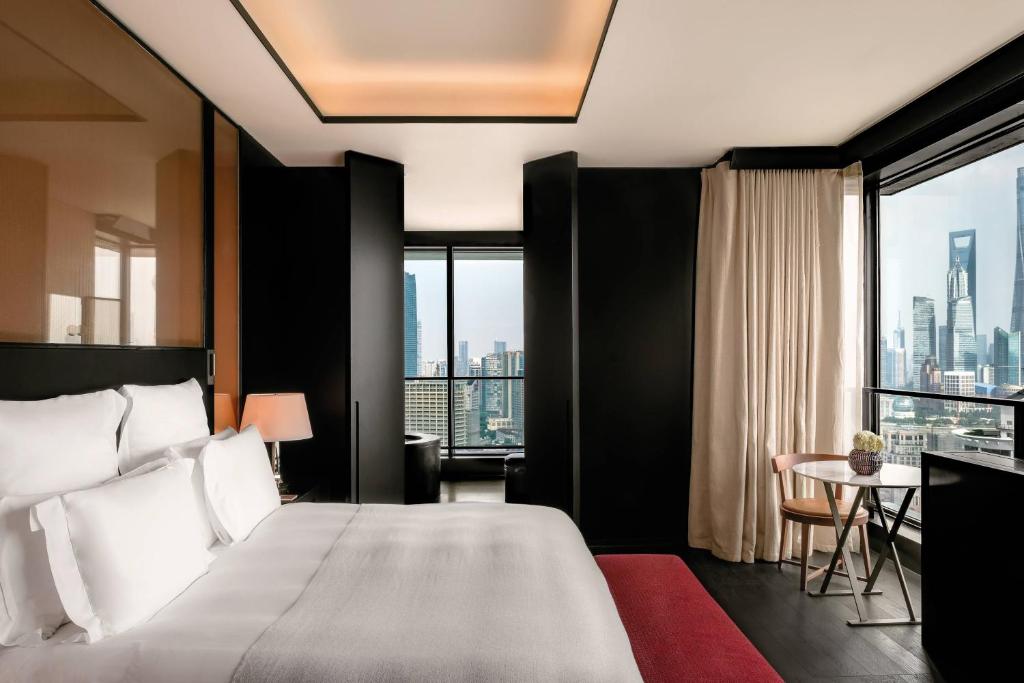 Bulgari Hotel Shanghai - Deluxe Bund View Suite
