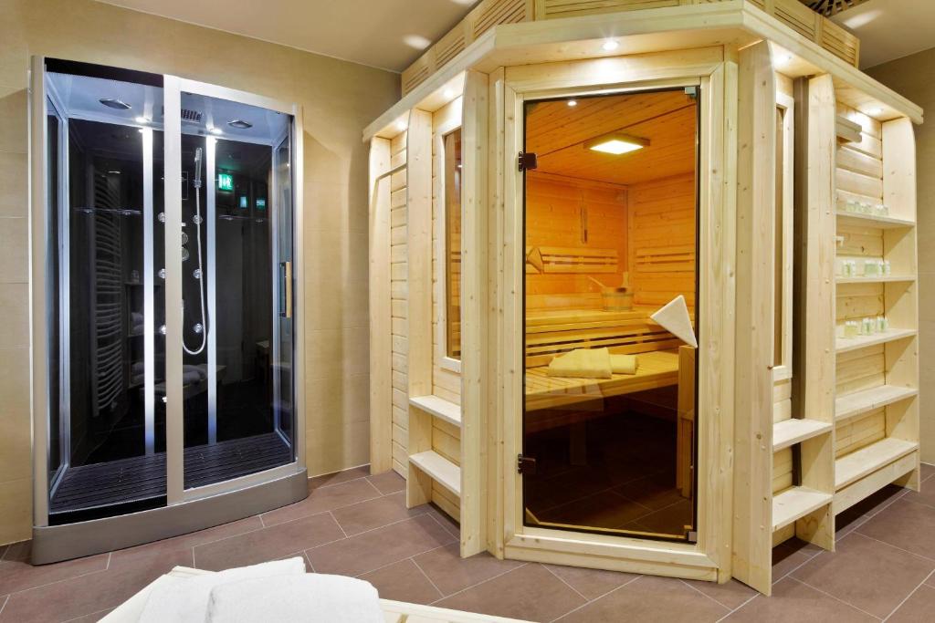 Courtyard by Marriott Hannover Maschsee - Resim 37