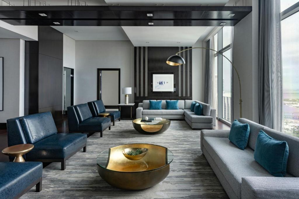 Posezení v ubytování JW Marriott Marquis Miami