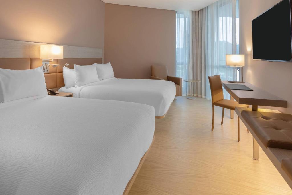 AC Hotel By Marriott Santa Marta