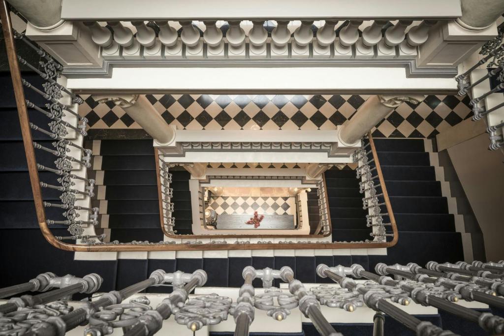 The Ritz-Carlton Hotel de la Paix, Geneva - Resim 11