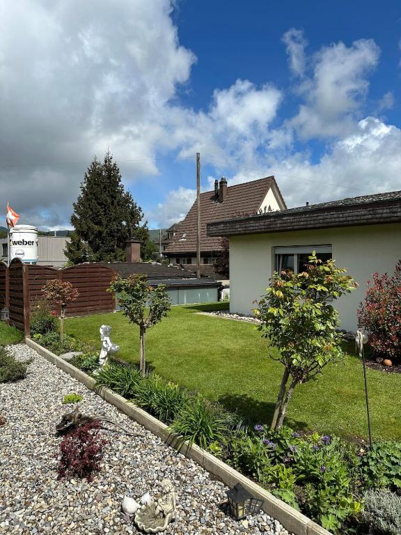 Zahrada ubytování Gästehaus MaryVitty, zentrale zwischen Aarau und Olten, gut verbunden