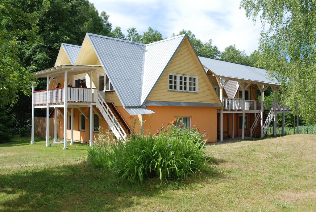 Pastatas, kuriame yra šie apartamentai