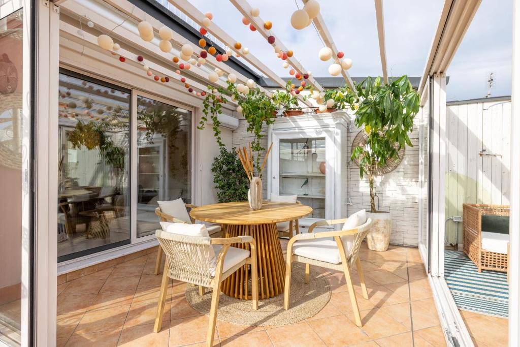Beautiful view of Penthouse Rentals With Private Garden And Off Grid Systems