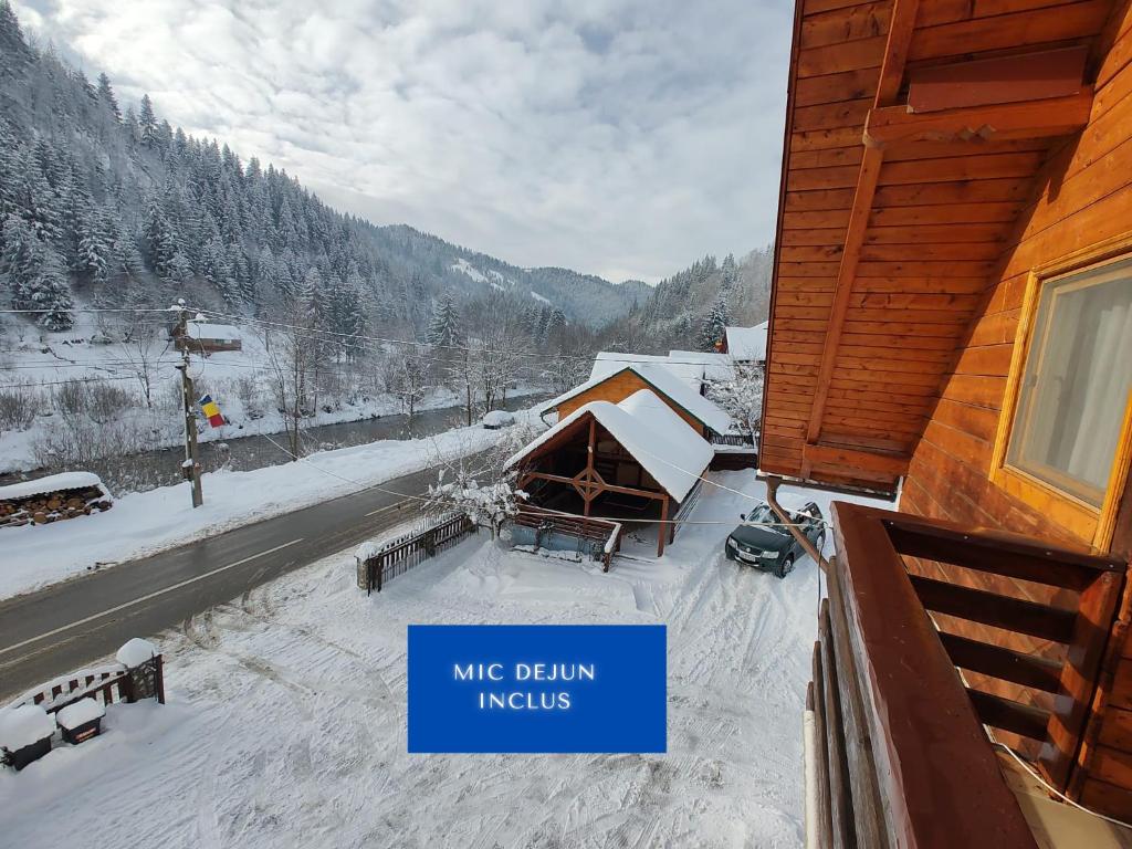 Pensiunea Piatra Mandrutului v zimě