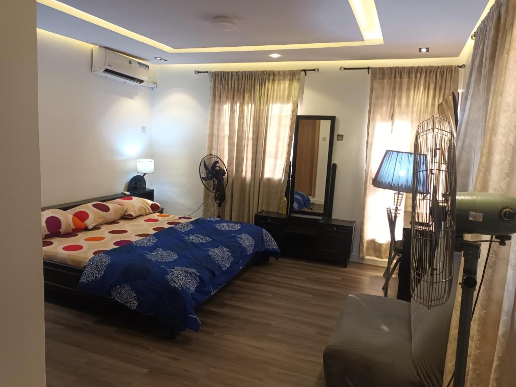 Postel nebo postele na pokoji v ubytování C O Apartment