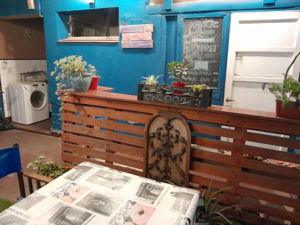 Kuchyň nebo kuchyňský kout v ubytování Tikka Hostel