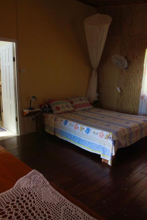 Letto o letti in una camera di Big Sky Lodge