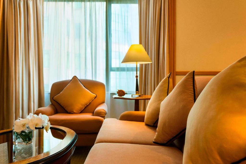 Suite Executive, Tầng Club, 1 Giường Cỡ King, Nhìn Ra Sông