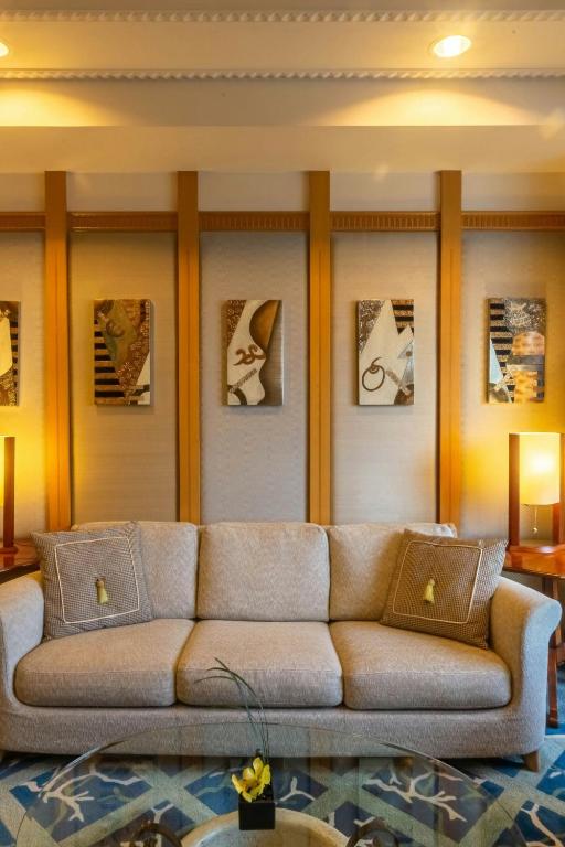 Suite Executive, Tầng Club, 1 Giường Cỡ King, Nhìn Ra Sông