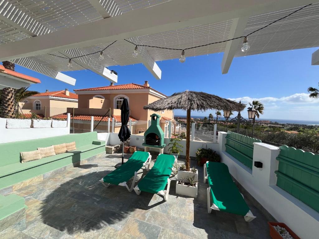 Posedenie v ubytovaní Villa VISTALEGRE relax con increíbles vistas