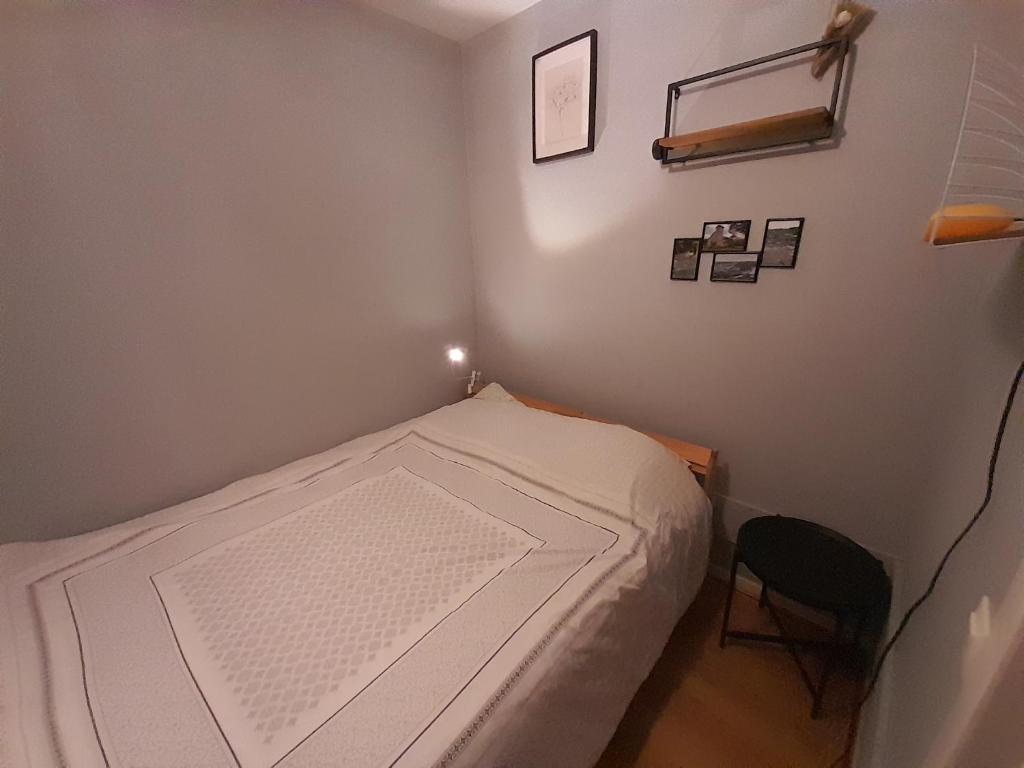 Postel nebo postele na pokoji v ubytování Le Sentier des Lavandes